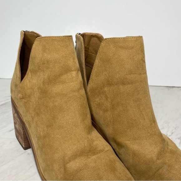 BP Brynne Tan Brown Faux Suede Bootie 8M - Picture 9 of 14